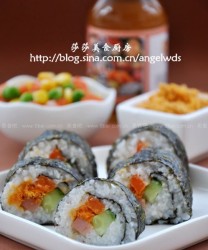 肉松沙拉寿司(早餐菜谱)的做法步骤