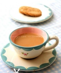 鸳鸯奶茶(去港式茶餐厅必点的茶饮)的做法步骤