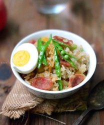 土豆腊肠焖饭(电饭煲食谱)的做法步骤