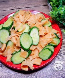 黄瓜炒豆皮的做法步骤