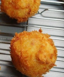 土豆可乐饼(自制零食菜谱)的做法步骤