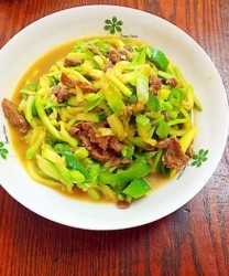 西葫芦炒牛肉的做法步骤