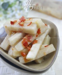 剁椒泡萝卜(零厨艺也能做出的湘味开胃小菜)的做法步骤
