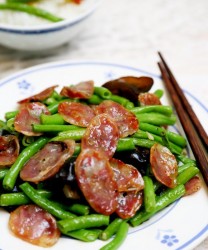 豇豆炒腊肠的做法步骤