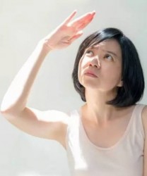 阳光、汗水让皮肤很受伤，夏季护肤这3点务必要做好！