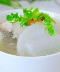 这汤润肺还抗病毒  秋季喝这些汤不生病