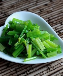 睡前吃它一晚上做噩梦 这些食物睡眠千万别碰